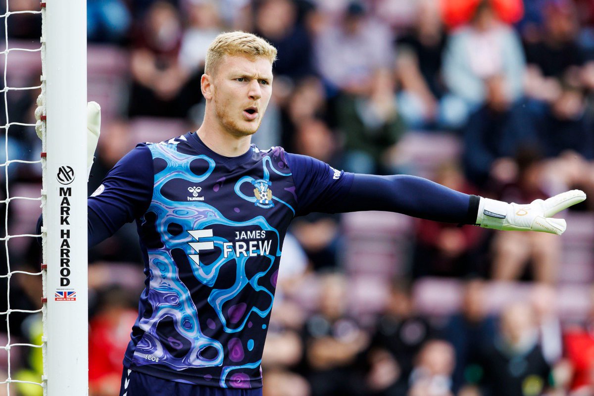 Clean sheet💪🏼keep pushing on🔵⚪️