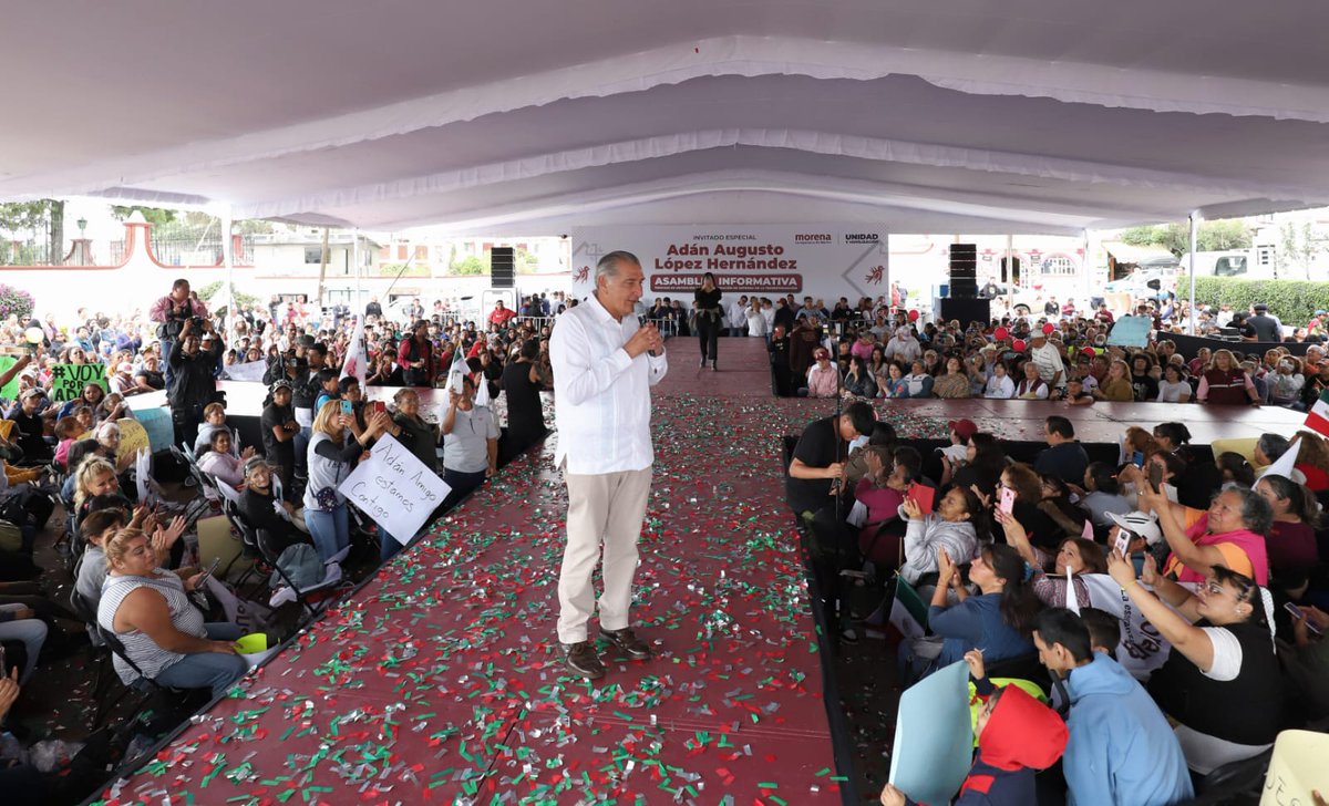 adan_augusto's tweet photo. El entusiasmo y afecto de nuestras compañeras y compañeros se hizo sentir con mucha fuerza en la asamblea informativa de Coacalco de Berriozábal.

Estar en el Estado de México es como estar en casa. En cada gesto y en cada saludo, se nota la hospitalidad y calidez de este noble pueblo.

¡La Cuarta Transformación llegó para quedarse!