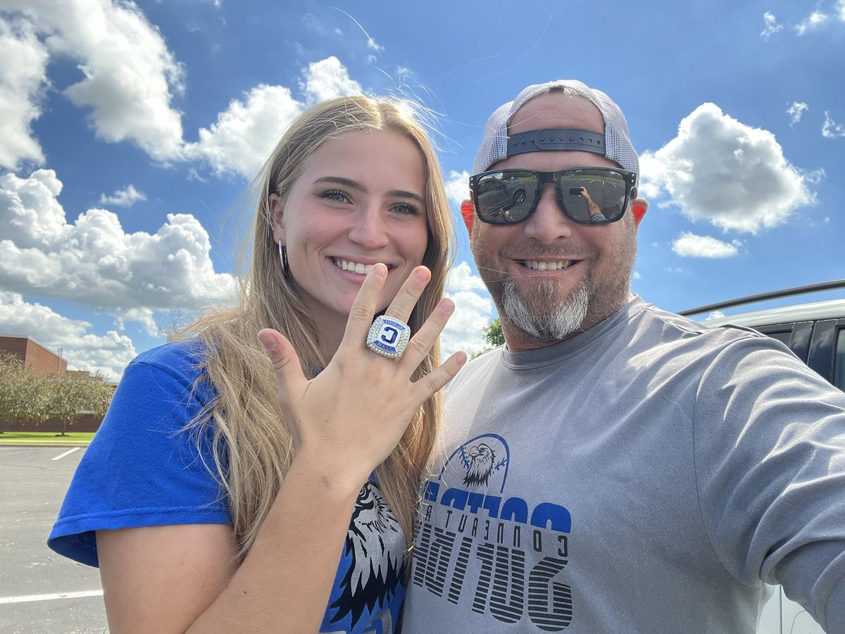 CASH Eagles Softball tweet media