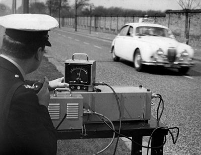 As part of #OpAVRO in Trafford Park this afternoon,  @gmptraffic #GMPTransportUnit #GMPSRTT & #TrafficPCSO recorded

318 speed offences

51 TORs issued including:

23 mobile phone offences

 4 vehicles #seized Sec 165 
& 1 on false plates

2 drivers arrested 

#fatal4