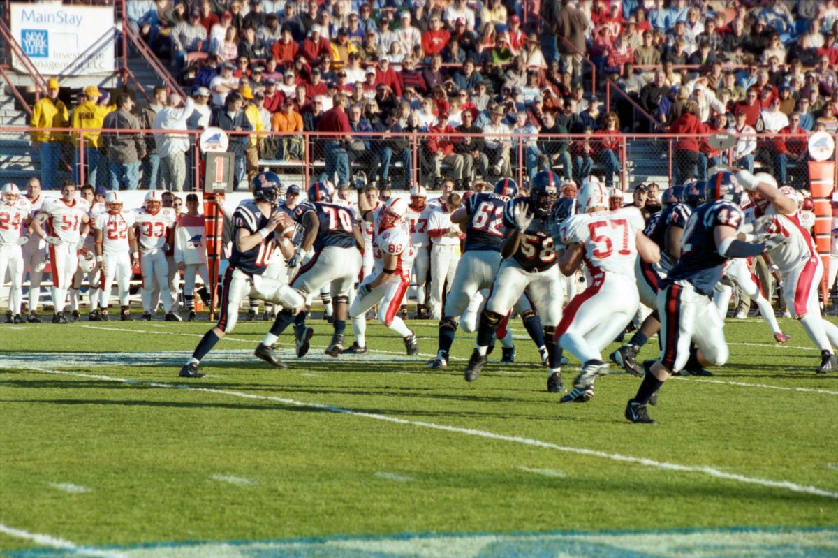 The Inside the I-Bowl Podcast with CUSA Associate Commissioner Tre Stallings is live!

Stallings, an Ole Miss starter in the 2002 #IndyBowl, talks about his I-Bowl and #BowlSeason memories, CUSA &amp; more!

TUNE IN ⬇️

Spotify: spoti.fi/3OCOIA5
Apple: apple.co/3QG1GzH