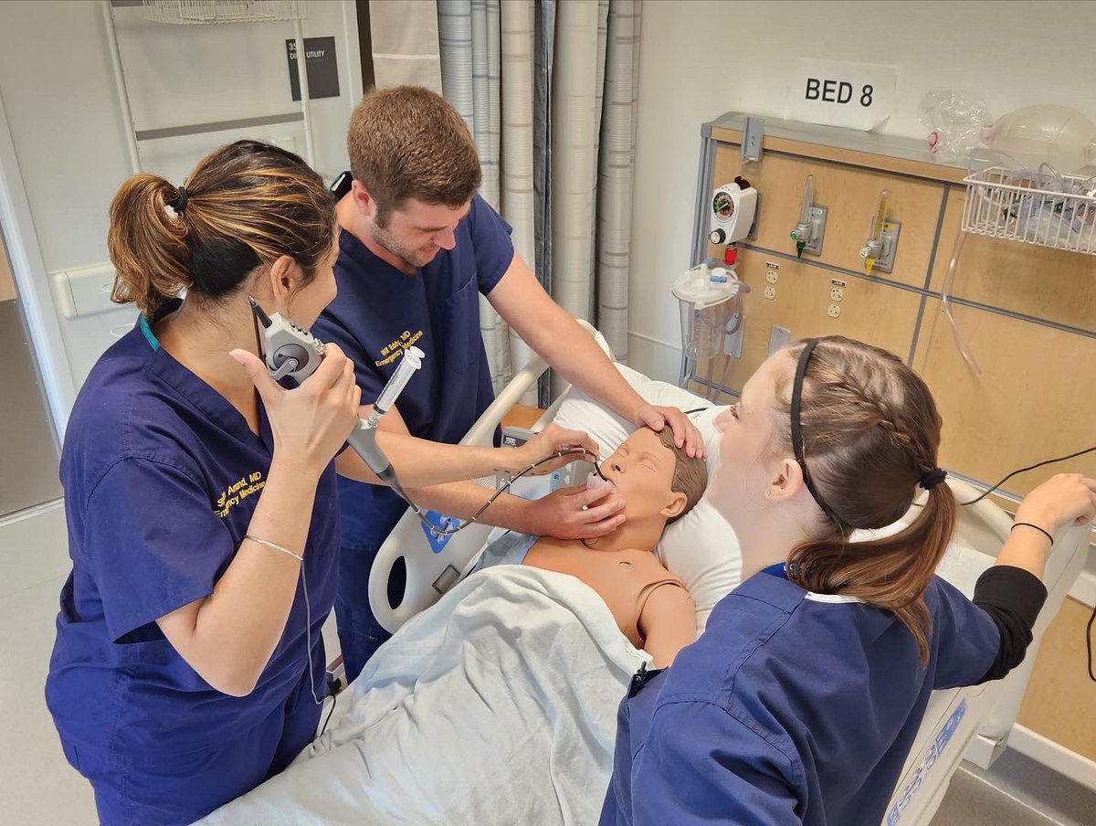 UCDavisSim's tweet photo. We hosted another successful Emergency Medicine Academic Forum with @UCDavisEM in Betty Irene Moore Hall today. Lots of great clinical skills practice and discussions! #meded #simulation #simtribe #medsim #emergencymedicine https://t.co/mXIWeDj8B6