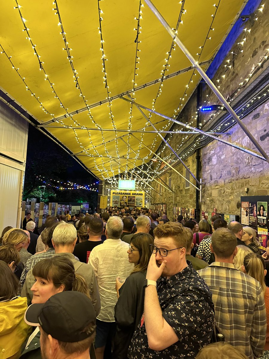 WTBNuggets's tweet image. Too old and fat to queue for shows, but the Wunderkind is worth it! #NickMohammed is worth it #MrSwallow #edinburghfringe