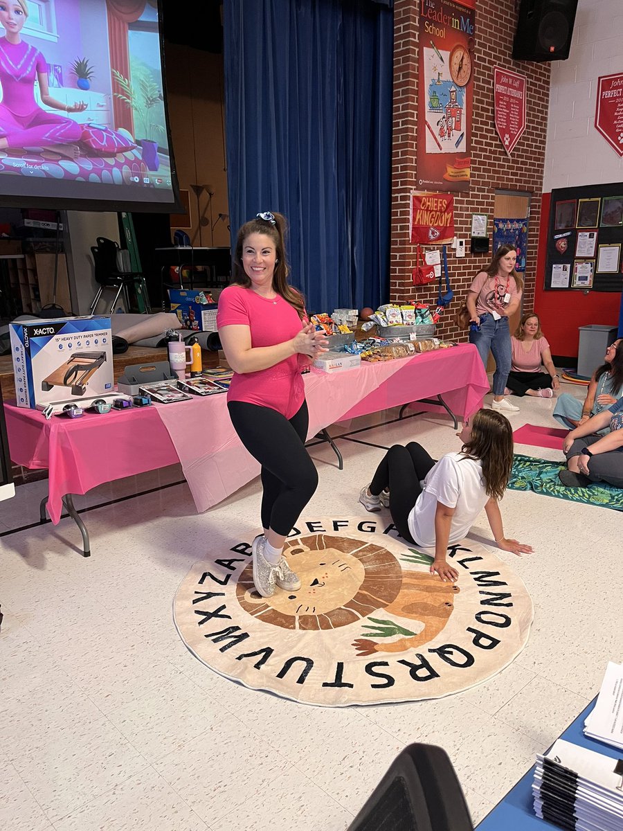 MrLeviSmith's tweet photo. Some furry friends from @WaysideWaifs joined @lufflions and @LBSharks for Puppy Yoga on our first professional development day! They also introduced their No More Bullying curriculum. Renewing our body, hearts, mind, and spirit with Habit 7: Sharpen the Saw! @TheLeaderinMe https://t.co/HilVbnscF2
