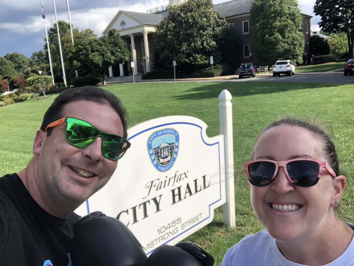 Off to @titleboxing - of course had to stop for @CityHallSelfie in front of our awesome @CityofFairfaxVA City Hall! #CityHallSelfieDay