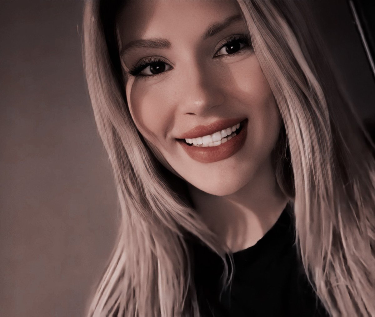 daima gülümse

HepGülümse AybükeÇangal