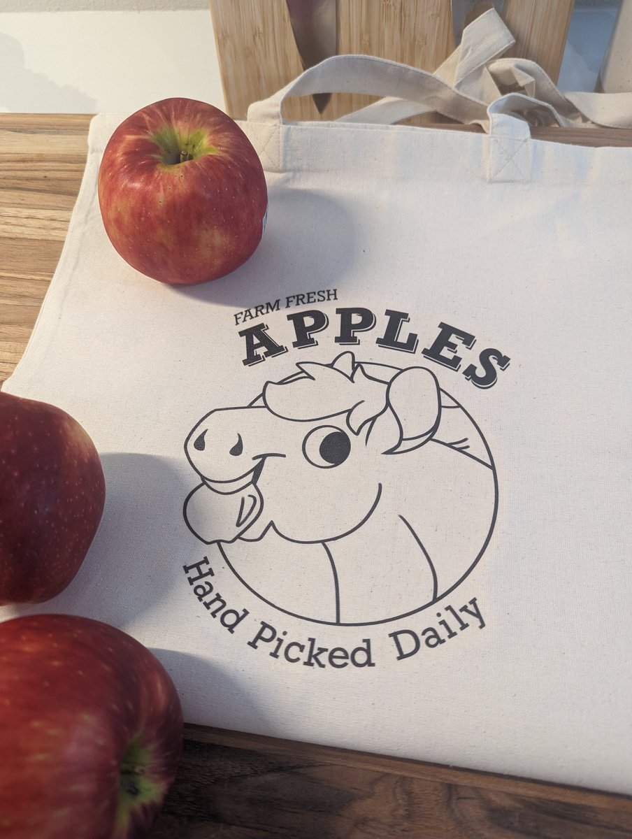 cozycolt's tweet photo. Fellow horses!! I'll have a limited supply of some new bags at @DenFurCO Artist Alley!

Stop by and get your hooves on one this weekend 🐎🐎🐎 https://t.co/JhwGyPreZj
