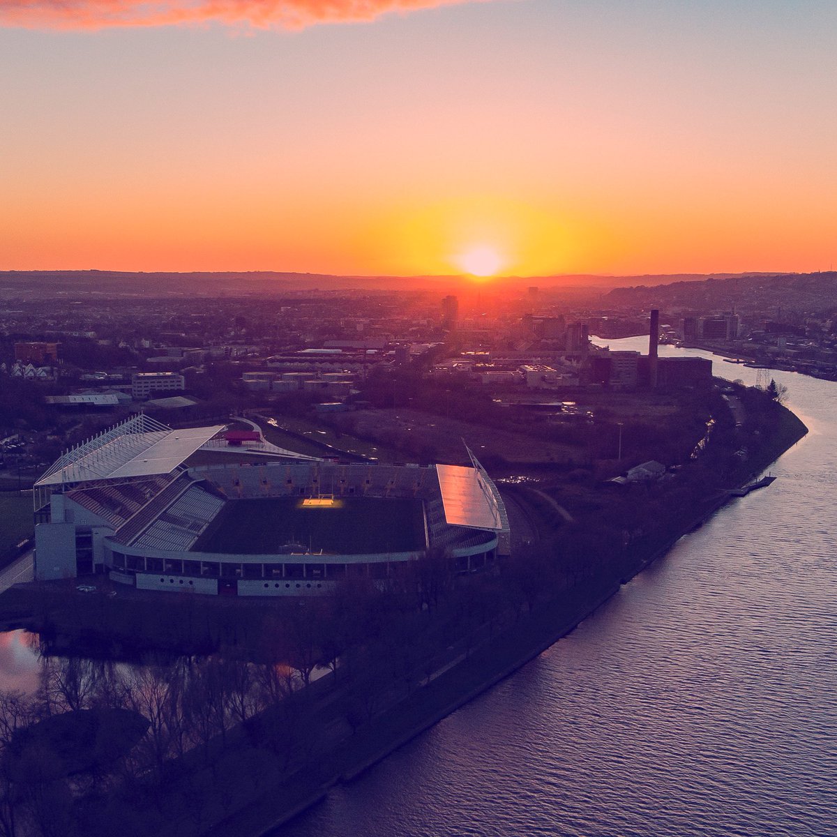aerial_ie's tweet photo. August sunsets 👌 #cork #ireland @OfficialCorkGAA @officialgaa https://t.co/Wz9aIsshyO