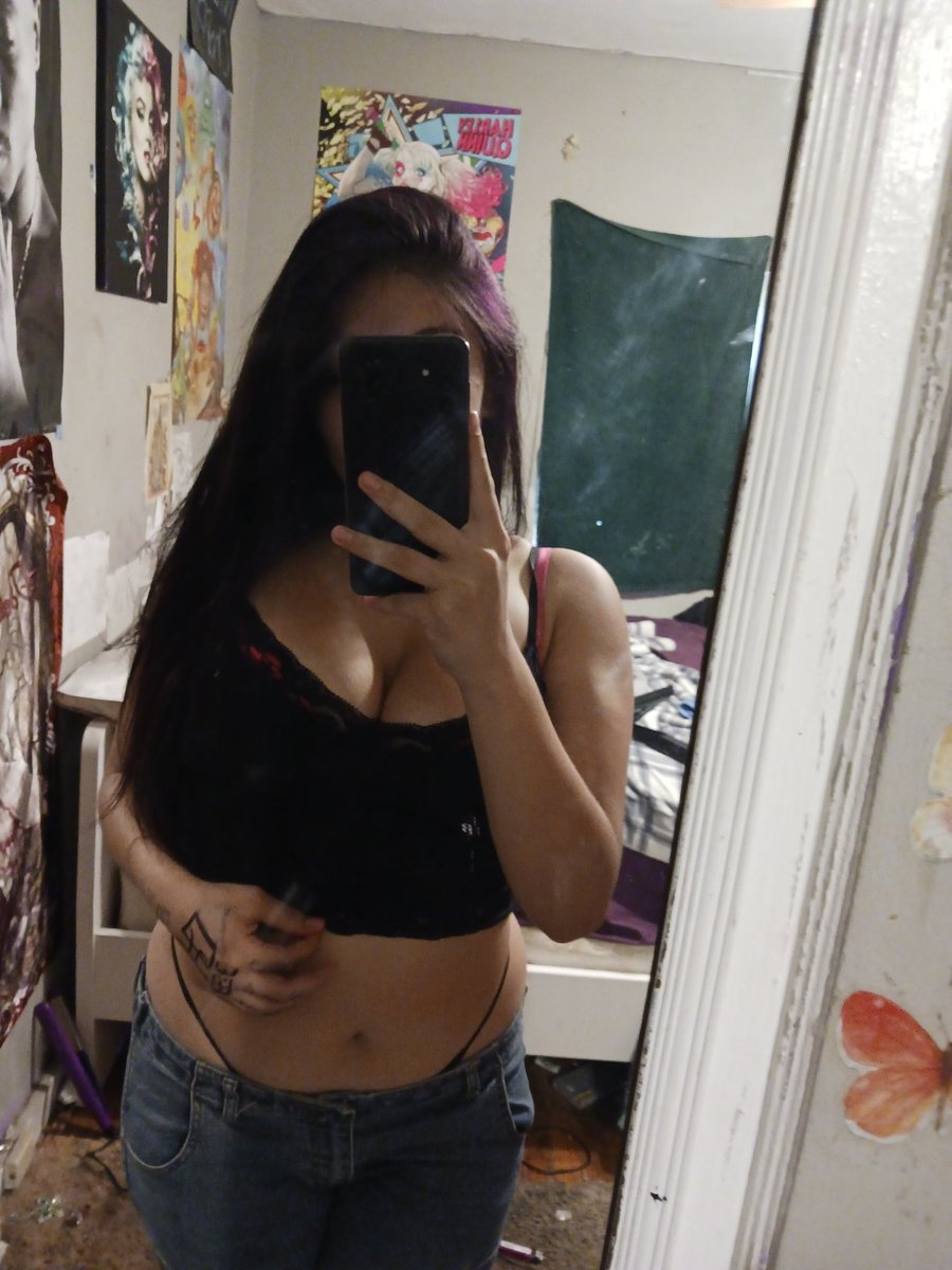 unknow686327's tweet photo. Yall are all lame mfs not liking my post but viewing 🤣 https://t.co/WRy344z2bT
