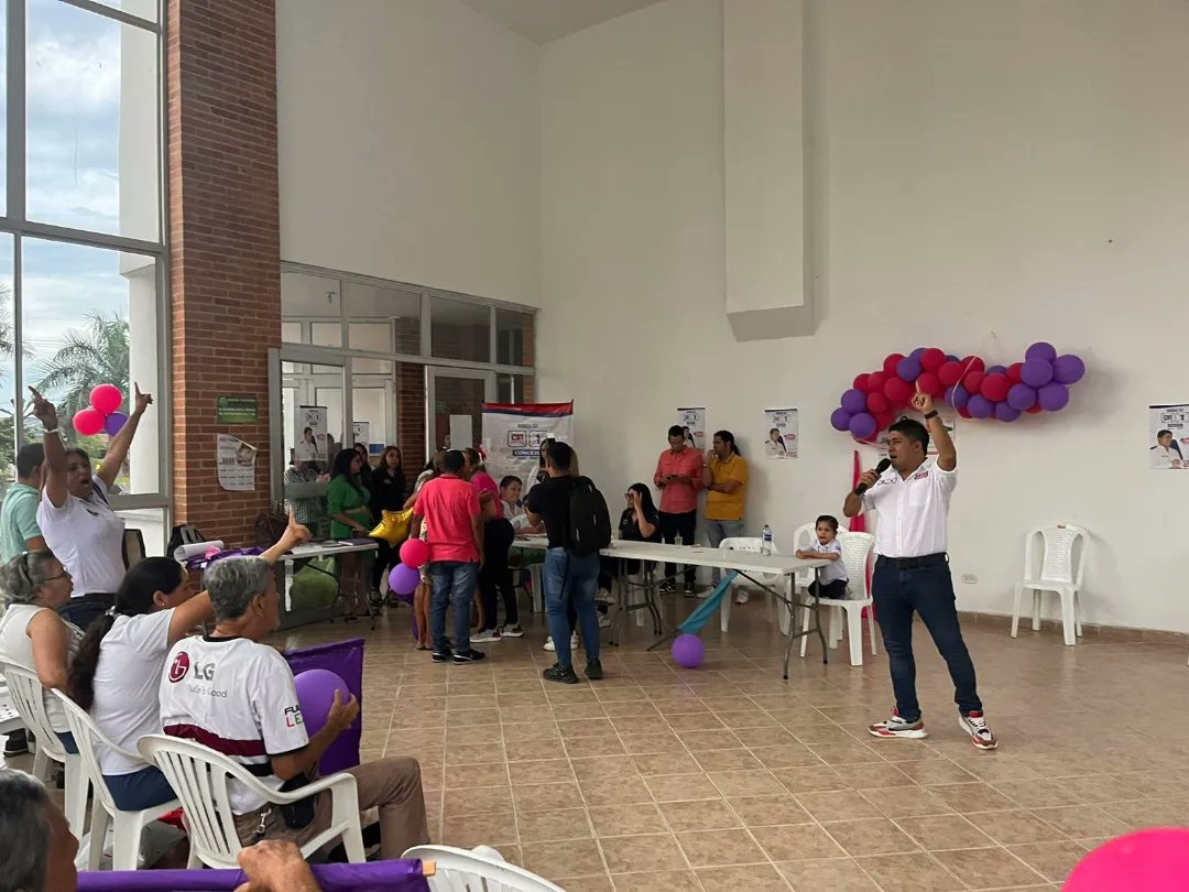 FrancoConcejo's tweet photo. La participación ciudadana no es simplemente un lema para nosotros, es la base de nuestra gestión. 

Aspiramos que cada ibaguereño se sienta valorado, sabiendo que unidos forjamos un futuro prometedor para nuestra ciudad. 🇱🇹

#SomosFrancosConIbagué #CR1💜 https://t.co/A2I1Xjusl2