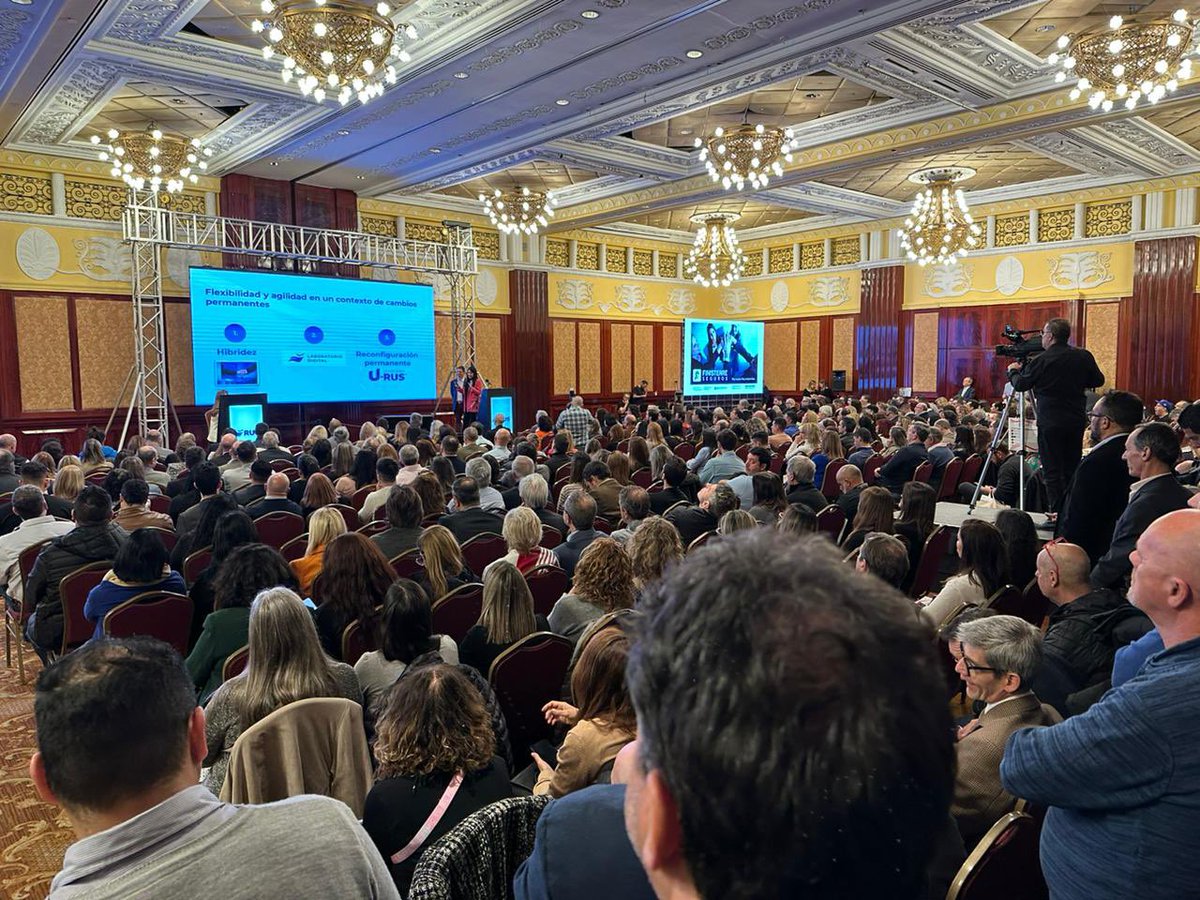 FAPASAOFICIAL's tweet photo. ✅Dirigentes de FAPASA y colaboradores del Ente Cooperador Ley 22.400 participaron de la jornada organizada por la revista Todo Riesgo, que se llevó a cabo el 15 de agosto en un hotel céntrico de Buenos Aires.

🔗Más información en nuestra web.

#FAPASAFEDERAL #Seguros https://t.co/R3ek7qnLUz