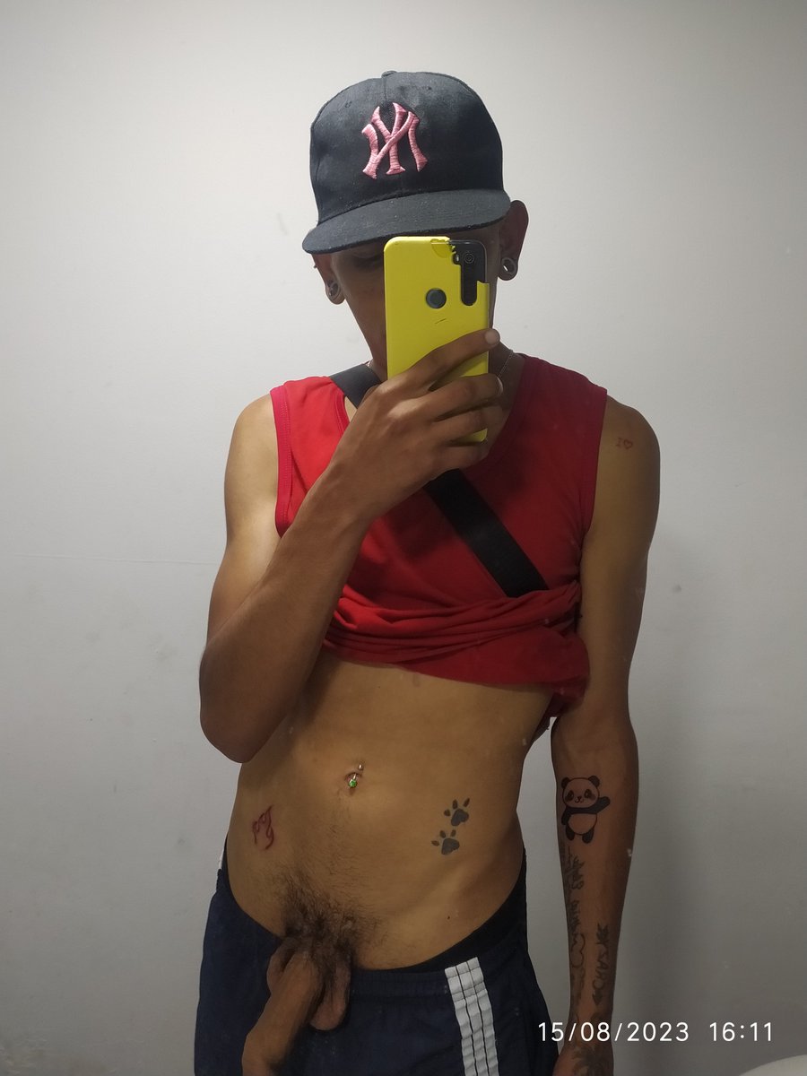 Manuel_cj25's tweet photo. Que lindos mis nuevos tatuajes 🤩👽 https://t.co/FMRRyY85fc