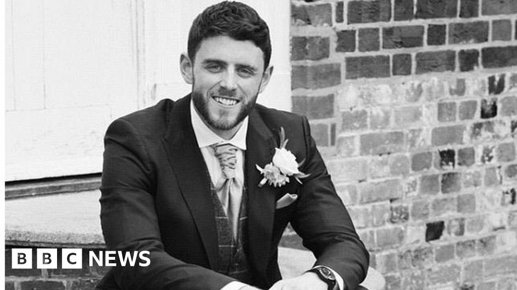 shegetsbackup's tweet image. 4 years 💔