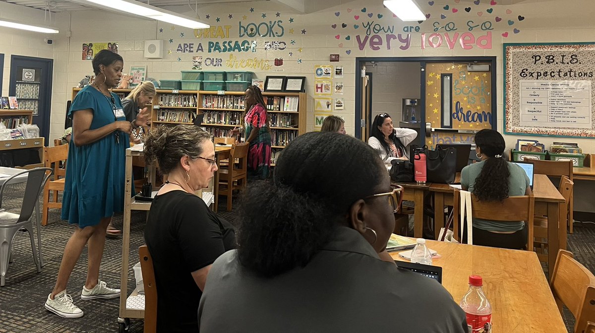 MrsQJackson's tweet photo. Great job to our counselor for facilitating our first PBIS meeting of the school year! Thank you Dr. Walker for being a part of the team!
#extraORRdinary #PBIS https://t.co/loDpnhNG7M