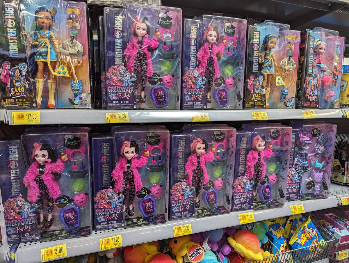 TucsonToyHunter's tweet photo. Hey here's an idea. Let's pollute the #MonsterHigh doll line with the garbage LGBTQ gay bi agenda. I'm sure it'll be accepted with open arms right?

...oh https://t.co/WDGmXSTIs6