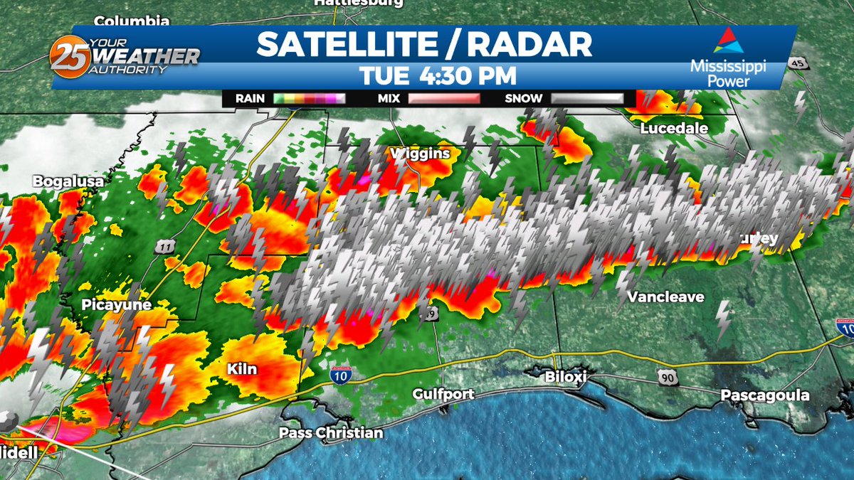 VORCASTWX's tweet photo. Here comes a noisy batch of t-storms for the I-10 corridor. Heavy rain, frqnt lightning, and a strong wind gust or two can be expected. A front is inbound... Join me for @WXXV25 News at 5 PM on #FOX. I'll tell you all about the nice changes.
#WXXV25News #CoolFront #Thunderstorms https://t.co/KI7OLXjTBD