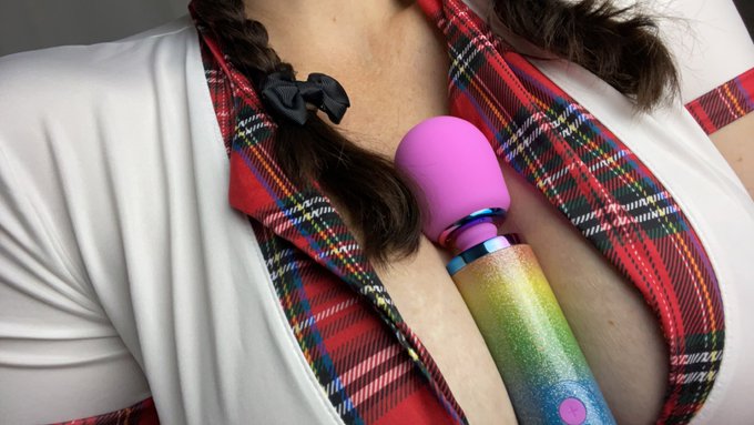 Pretty sure this is the same toy Barbie would have right? https://t.co/ya48bIt2zp<a href="/tag/x"class="tags"><span>#x</span></a><a href="/tag/twitterx"class="tags"><span>#twitterx</span></a><a href="/tag/thex"class="tags"><span>#thex</span></a>