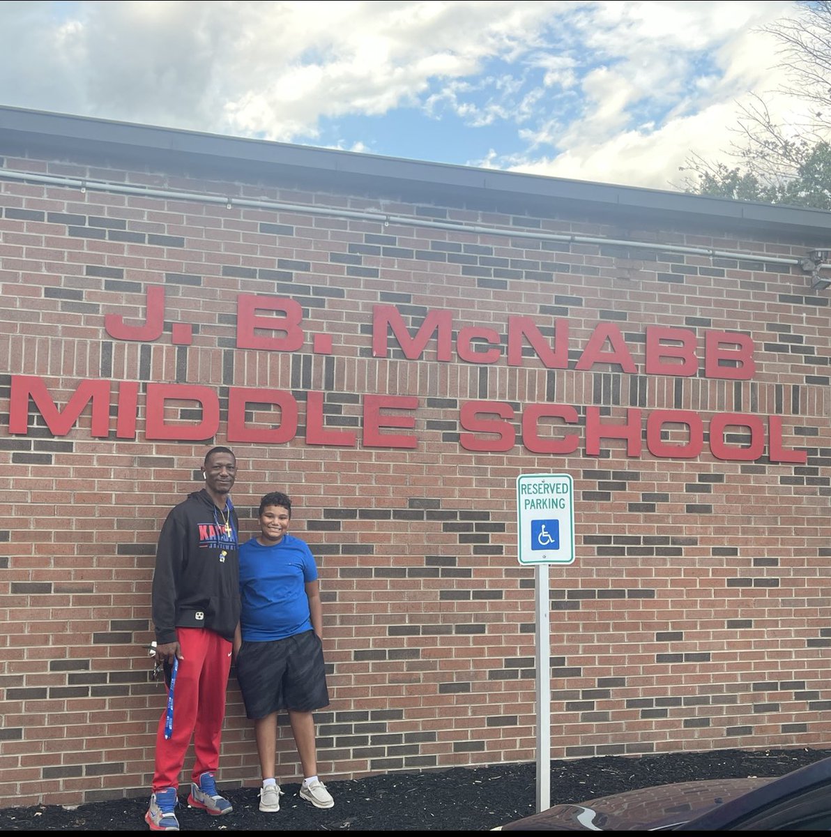 CoachGarry859's tweet photo. I want to express my gratitude and appreciation to Montgomery County Schools and Montgomery County Lady Indians Basketball for this opportunity to work with you and the students as an Instructional Assistant/Assistant Girls Varsity Basketball Coach.  #LetsGoMoCo…
Coach G https://t.co/5KsjjHJ6pe