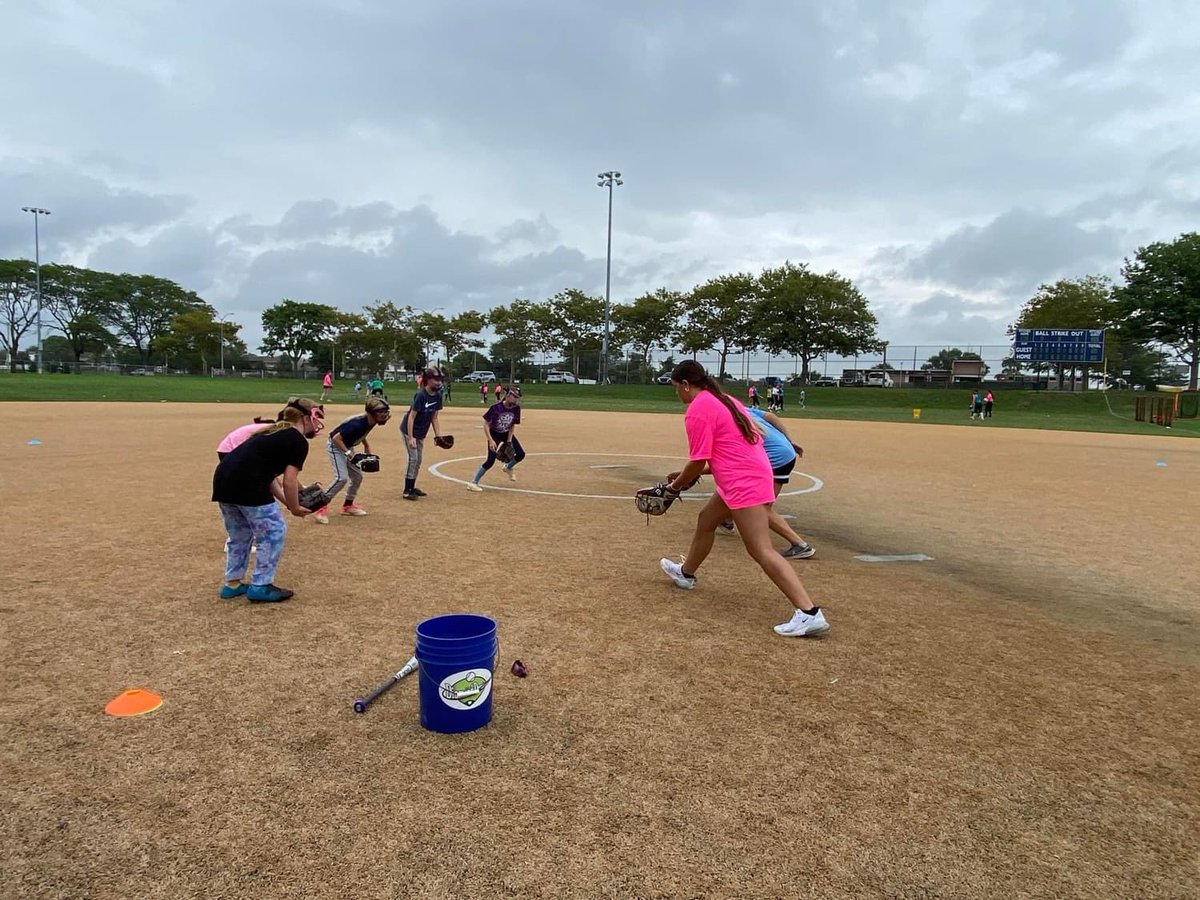 lainie kassap tweet media