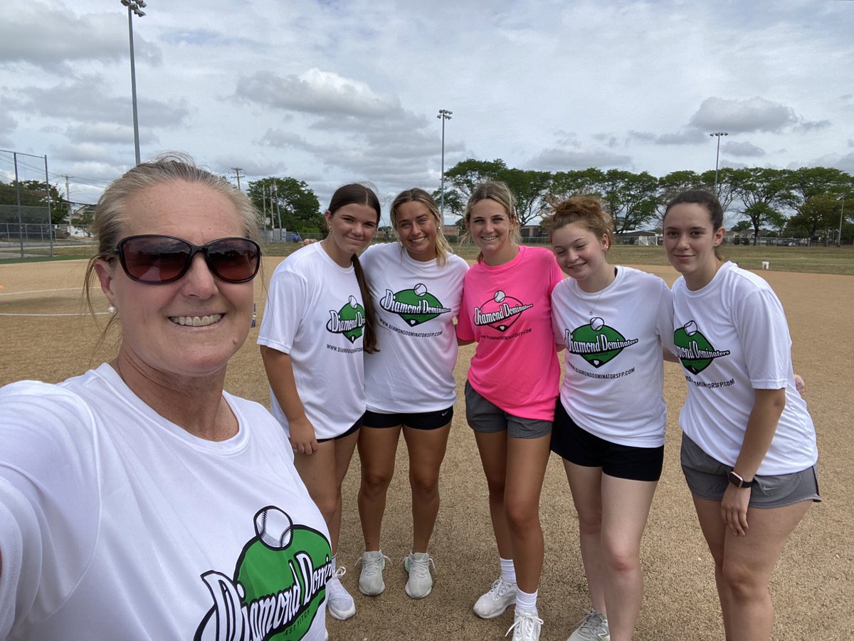 lainie kassap tweet media