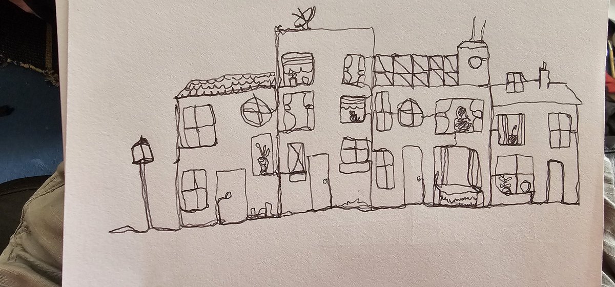 DavesArtyEye's tweet photo. 1 line houses in pen #nolift https://t.co/SAnVpSY50Y