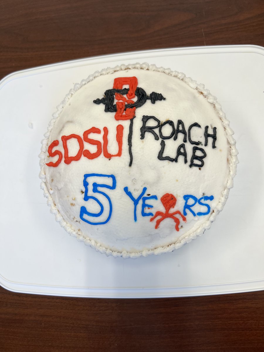 Roach Lab tweet media