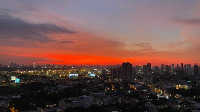 It's always fascinating to watch the sky change as a new day dawns.