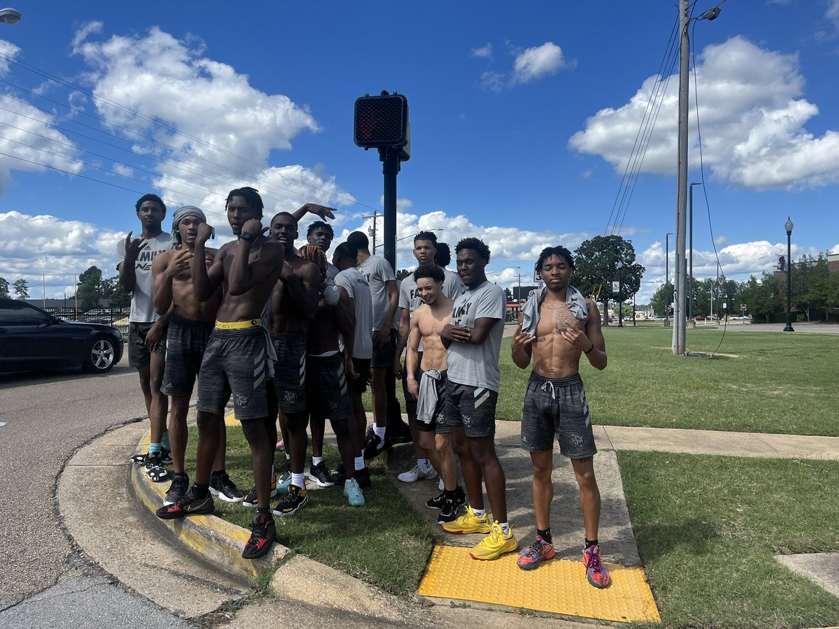 NEMCCMen'sBasketball tweet media