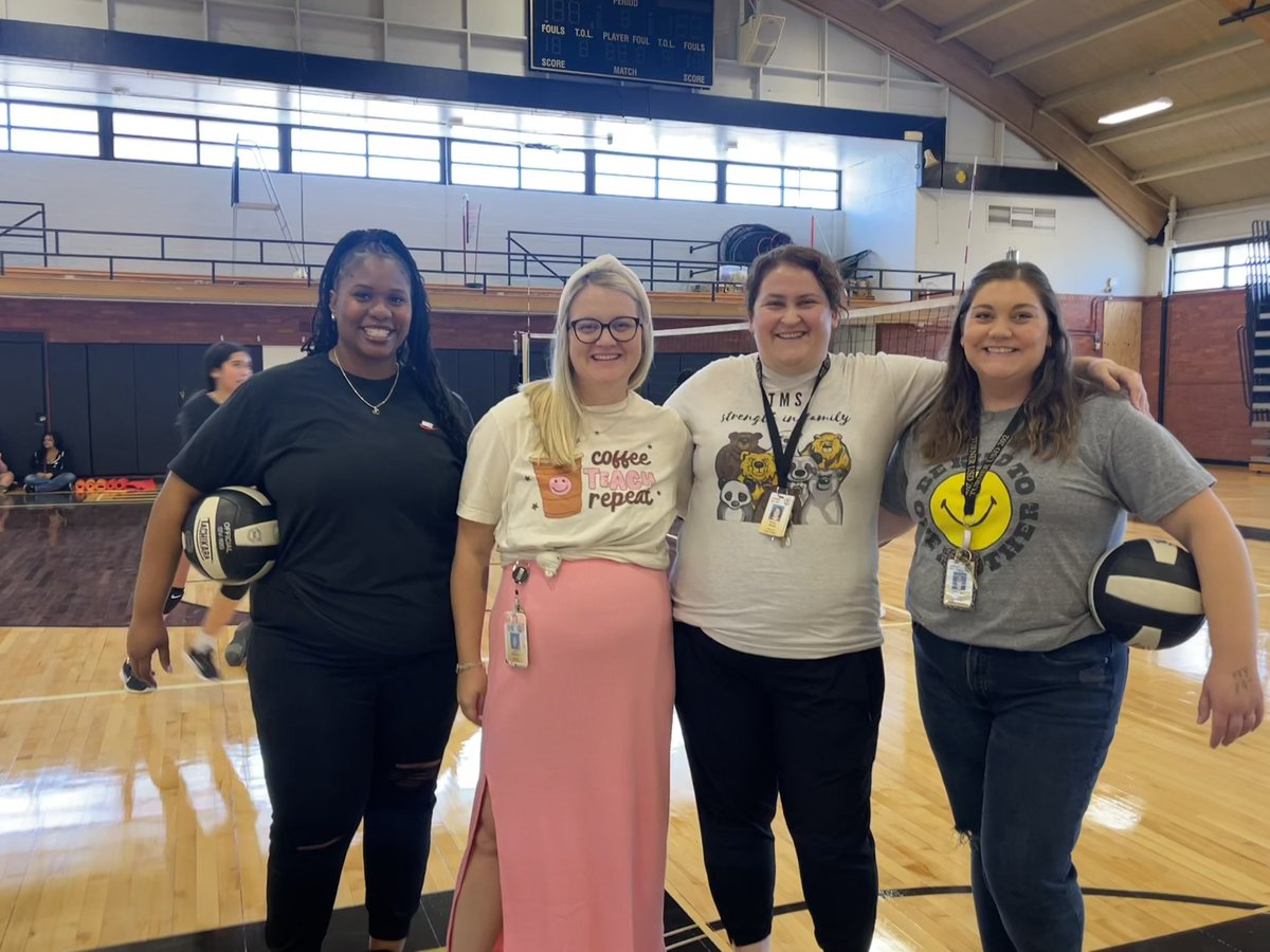 MrsBrantley17's tweet photo. Volleyball Tryouts were a success!!! #TMSleuth #TurnerFamily @MsYunger @kugrad2014 https://t.co/B9Rqe7kwBv