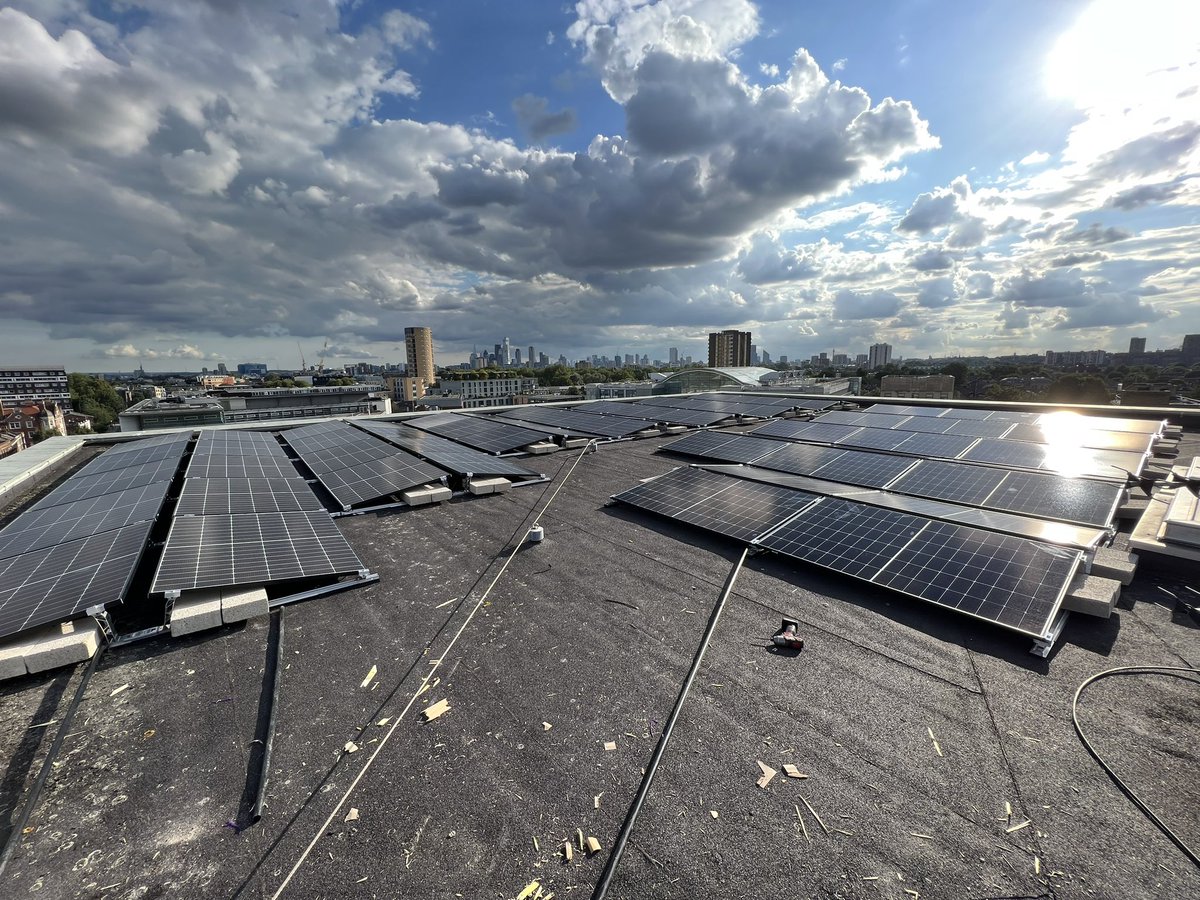 UK Solar Generation tweet media