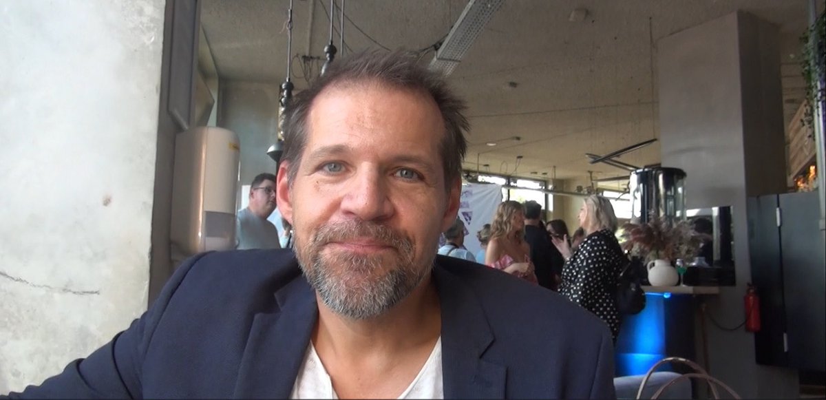 A.s. zondag DE LAATSTE Les Misérables voor René van Kooten als Jean Valjean. 😪
Dit is wat hij er zelf nog graag over wilde vertellen 
(tijdens de persborrel van Mamma Mia 2023):
youtu.be/1Beqxw-S8h4
<a href="/DGCtheater/">DG&C Entertainment</a>