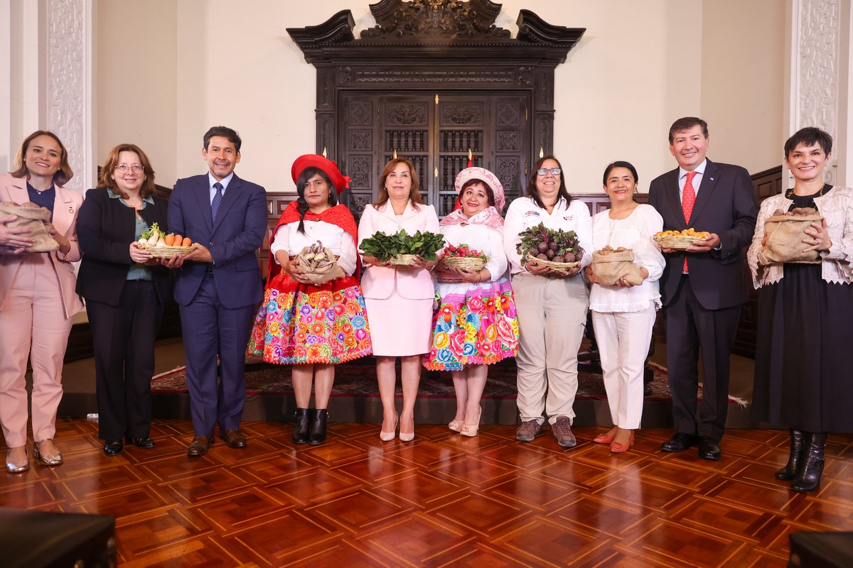 NellyParedesDC's tweet photo. Participé en la ceremonia de inicio de las reuniones técnicas de la misión de Escuelas Sostenibles que visita el Perú, en el marco de la Red de Alimentación Escolar Sostenible. https://t.co/c7tyorxcrq