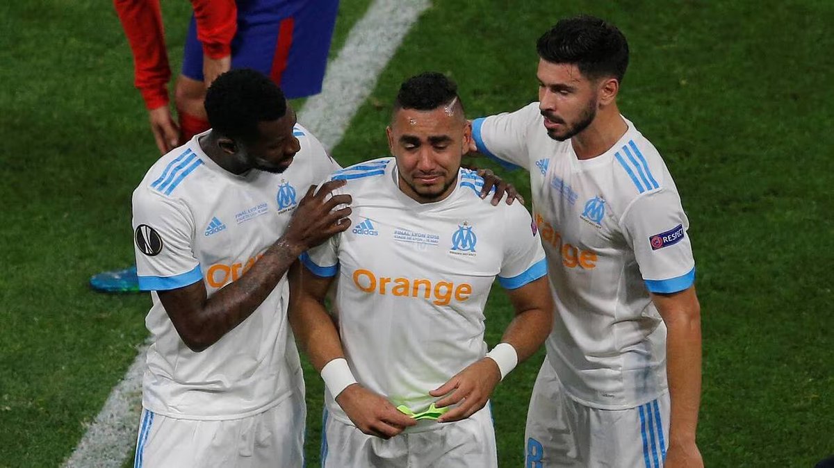 AlertesInfoot's tweet image. Quelle déception éprouvée par l'Olympique de Marseille, qui semble manquer de chance.

Rappelons les événements étonnants qui ont marqué le déroulement du match :

➡️ Penalty pour le PANA à la 96e minute, alors que l'OM était provisoirement qualifié (2-0). But marqué, portant le…