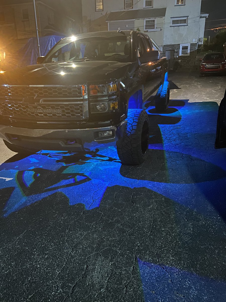 PragerMason's tweet photo. Love having my truck back🤙🏻😈 https://t.co/zQ0e8LTeih