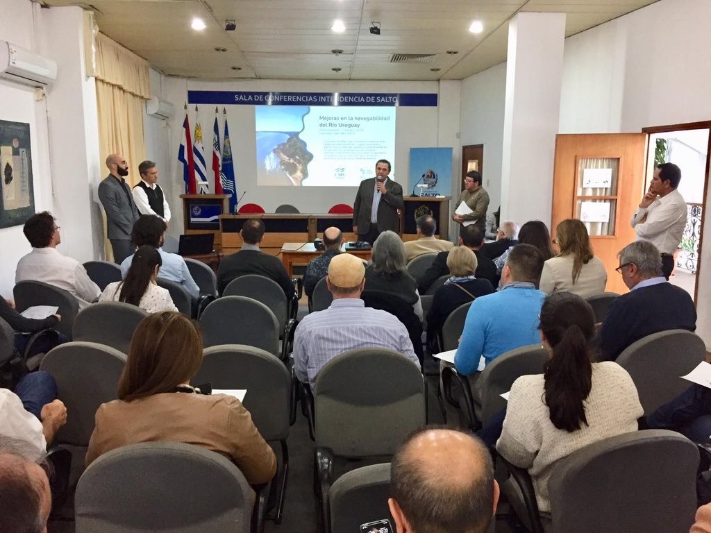 marioaya66's tweet photo. Audiencia pública en Salto en el marco del estudio de impacto ambiental y social del proyecto del canal de navegación en el tramo Colon Pdu km
207,8 a Salto Concordia km336,3 del Río Uruguay @MiguelFeris @mealmiron @titoperezrodino https://t.co/QEc2NybHa5