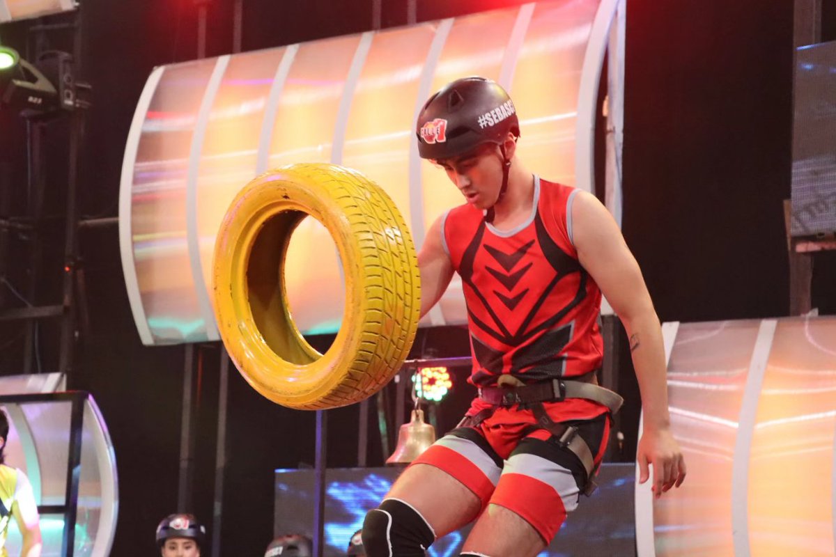Calle_7PY's tweet photo. ¡A darlo TODO! 💪🏻💥

🤩 Los gladiadores pelean por los 200 puntos en #Equilibrio7

#Calle7Py 🔴🟡 https://t.co/g80nJALwT6