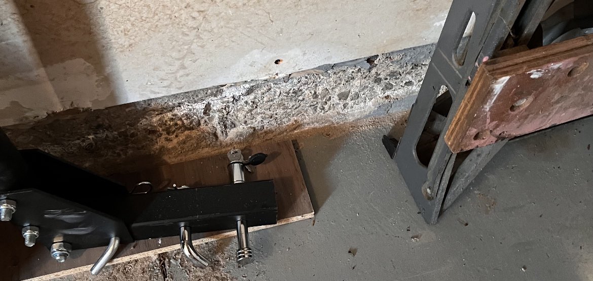 teeniemartini's tweet image. If anyone in the #Niagara Region 🇨🇦 needs stucco, parging, concrete or brick work done @stuccos6  is AMAZING  

Justin &amp;amp; Alec were professional, punctual, clean &amp;amp; did a fantastic job on our parging &amp;amp; repairing rotting concrete in the garage #concrete #parging #stucco