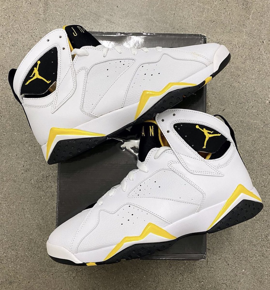 jordan 7 varsity maize