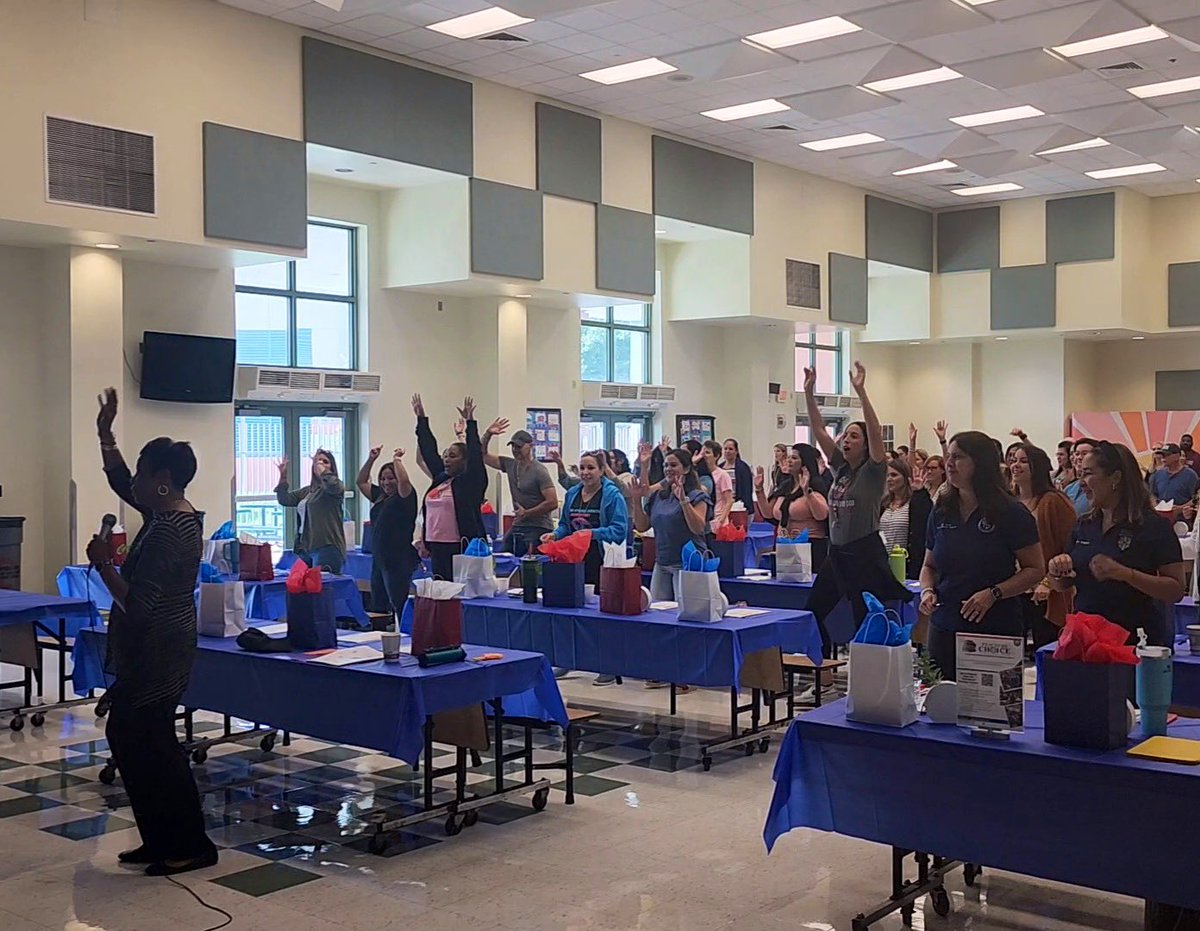 TchrsCHOICE305's tweet photo. What a fantastic #ProfessionalLearning Day with the great @drmarciatate 🚀 Engaging strategies, transformative insights, &amp; a room full of dedicated educators eager to help every student succeed 🌟 @Dadegetsgrants @SuptDotres #YourBestChoiceMDCPS @MDCPS_HCMChief @millygonzalez22 https://t.co/dbRNXFUB1A