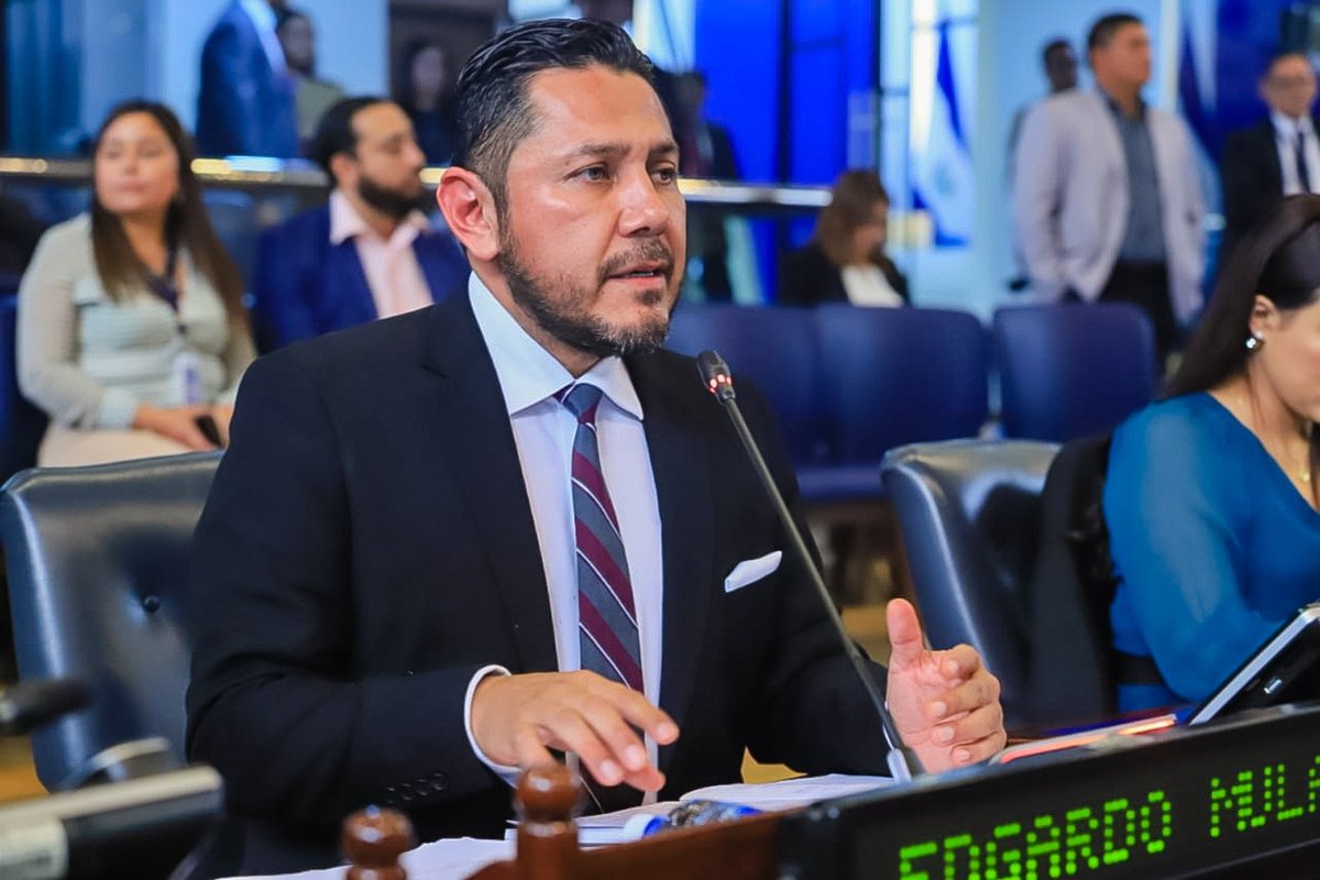 Con la reforma a la Ley de Servicios Internacionales queremos que nuestros jóvenes tengan oportunidades de primera mano, donde puedan crecer y desarrollarse profesionalmente.

#Plenaria118