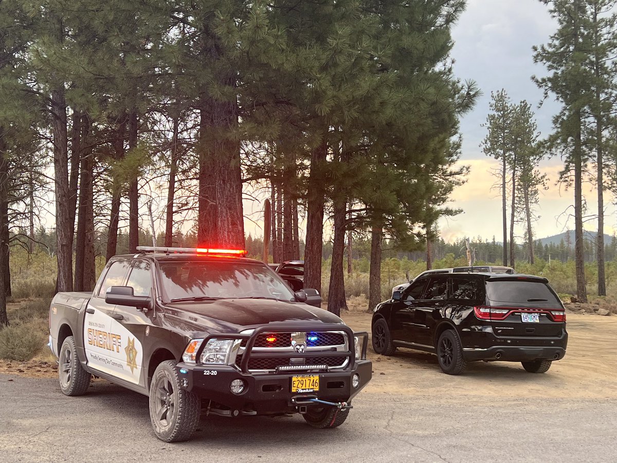 Due to the #fuzztailfire there is currently heavy law enforcement presence near China Hat Road. Please avoid the area and if you would like further information please go to U.S. Forest Service-Deschutes National Forest.