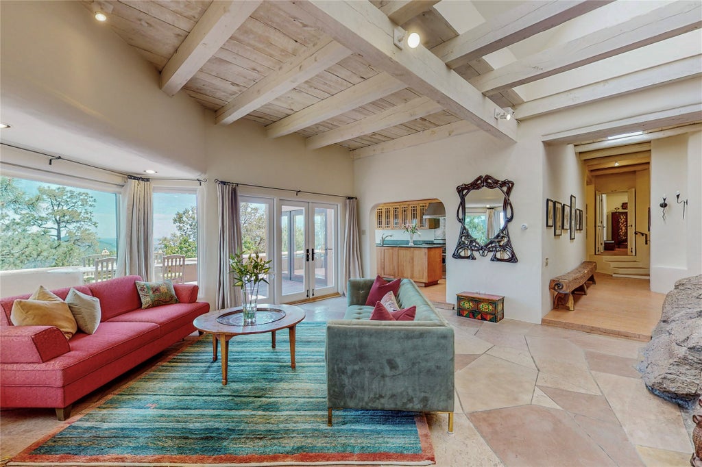 sfeproperties's tweet photo. Welcome to Casa Cielo, a magical mountaintop estate on 9.44 acres, just 20 minutes from Santa Fe's historic plaza. 

100 Mountain Top Road, Santa Fe, NM 
Listed by Associate Broker: Efrain Prieto
505.470.6909 - eprieto@sfprops.com https://t.co/pcpEKrh08o