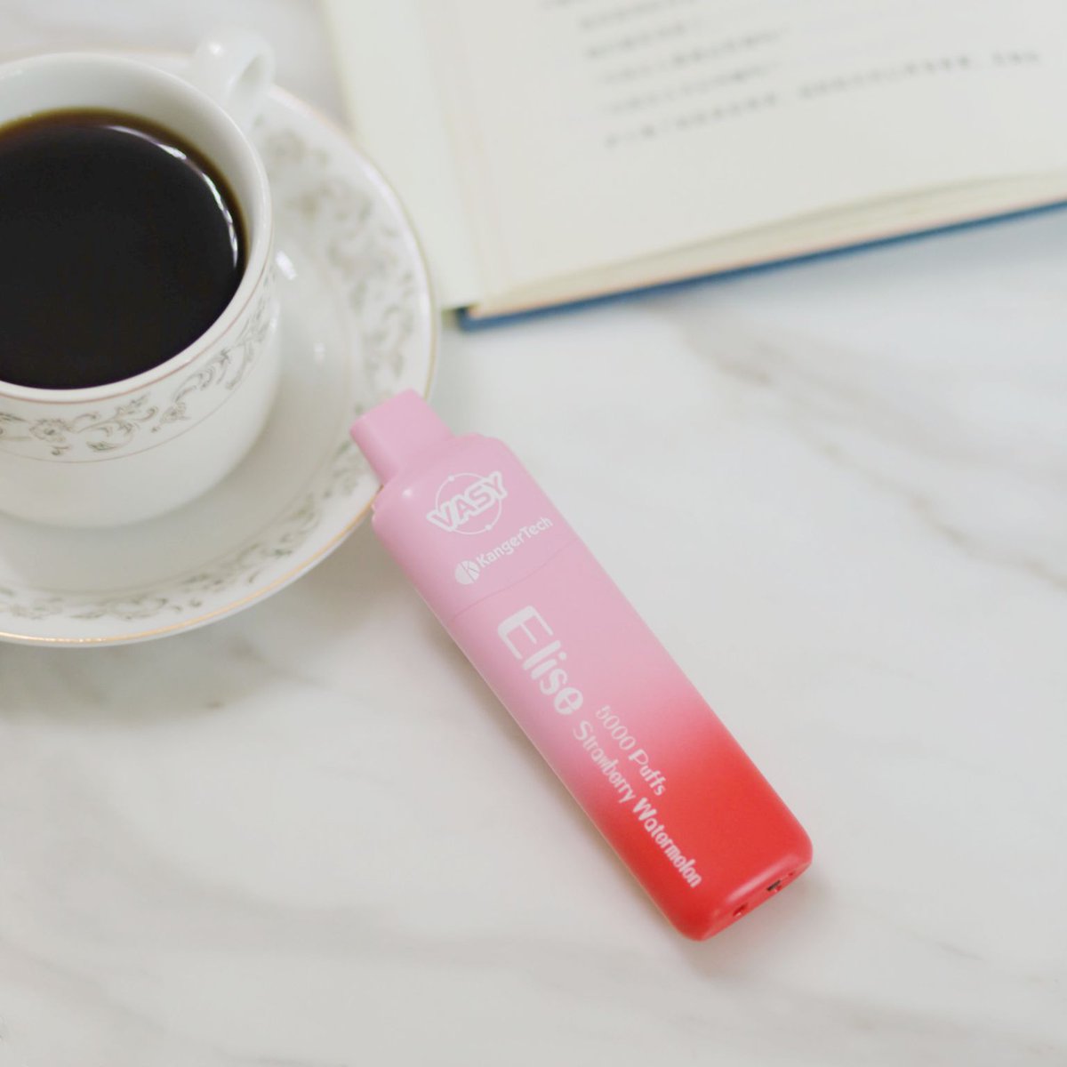 KangertechAmy's tweet image. Disposable Elise!😮💨

Sleek Design, Compact Size.

Airflow Adjustable &amp;amp; Mesh Coil.

#vape #vaping #KangerTech #Customize #Economic-Long-lasting #portable #vapor #ecig #rechargeable #disposable