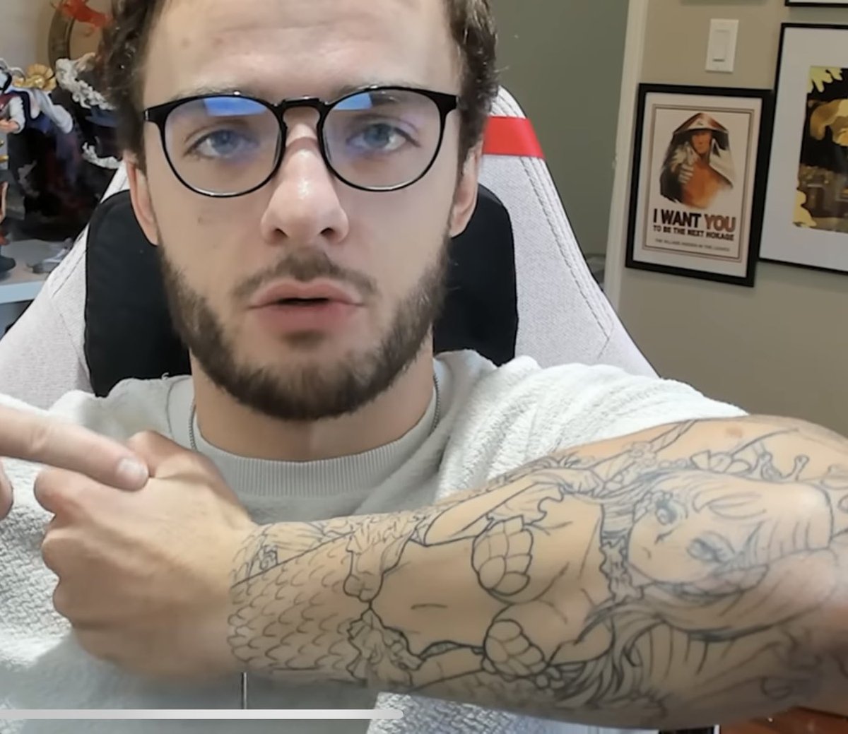 MatttheKing03's tweet photo. NO WAY THIS MFER HAS A NOELLE TATTOO https://t.co/rQejTnrHV8