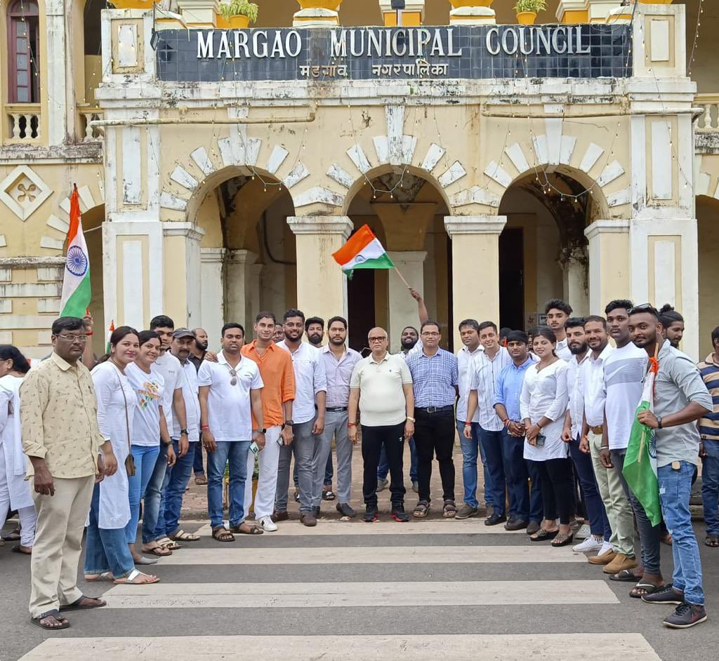 Bjym4margao's tweet photo. Members of Yuva Morcha flagging off the Independence Day bike rally with ex-CM and MLA @digambarkamat and president @GoaBjym @SamirMandrekar 
#MeriMatiMeraDesh @Tejasvi_Surya @BJYM @Parrikar4Modi @DNarvenkar @abhishekkakodk1 @akshay_parker @deeppudaa @ParagRaikar https://t.co/lS7hWvhxty