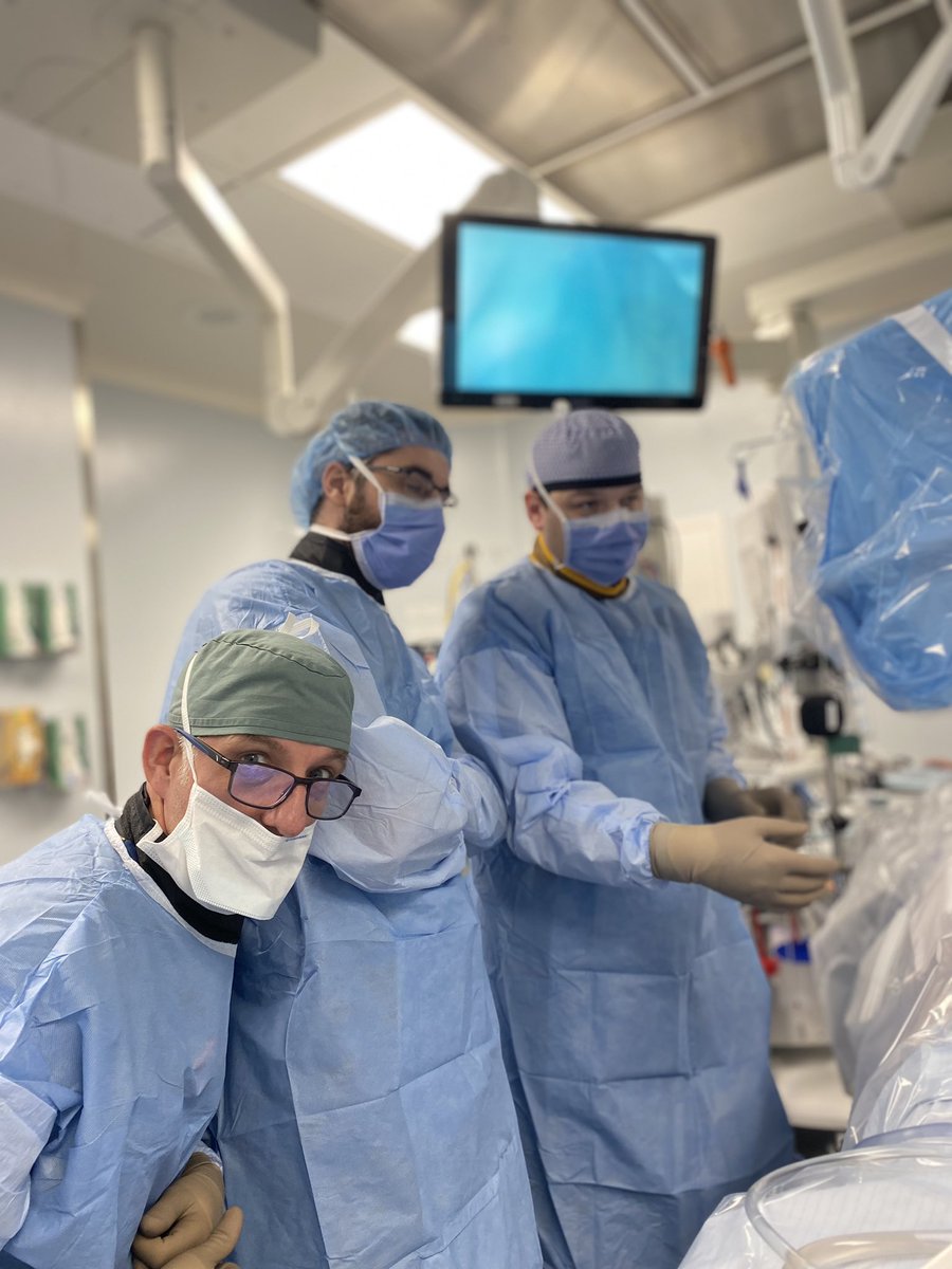 uOttawaUrology's tweet photo. Chief resident Dr. Ian Lehr teaching Dr. Cale Leeson PGY3 how to do access during prone PCNL. #residentsteachingresidents https://t.co/qsf7qhw3yz