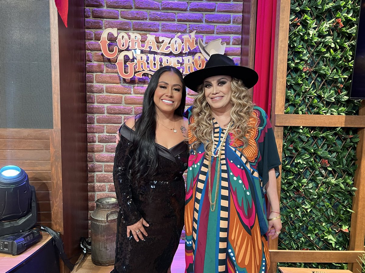 Qué chulada tenerte en <a href="/_CorazonGrupero/">Corazón Grupero</a> mi querida <a href="/LuzMariaMusic/">LUZ MARÍA</a> <a href="/amastv/">a más + 7.2</a> y en <a href="/totalplaymx/">Totalplay</a> canal 110 <a href="/Azteca/">TV Azteca</a>