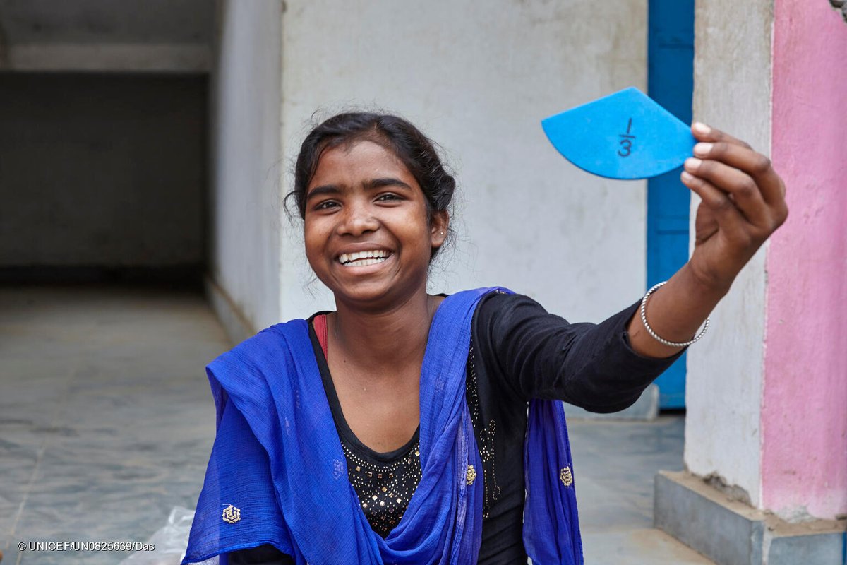 UNICEF's tweet photo. Fractions are a breeze with the right tools.

Meet Komal, 14, who’s exploring the exciting world of maths by using interactive teaching tools at her school in India.

Let's stand united in our commitment to education – because when girls thrive, the world thrives.✨ #LetMeLearn https://t.co/8P0F8Pih8x