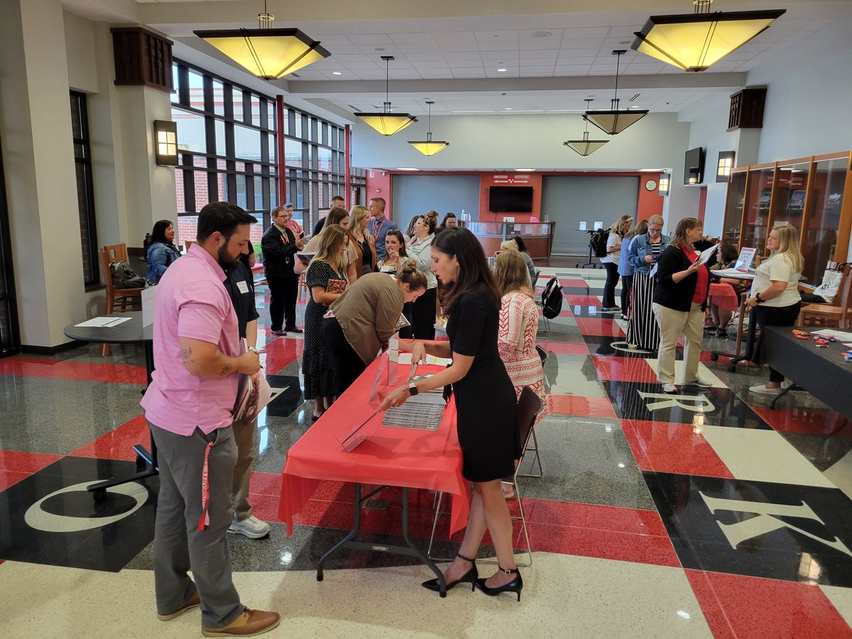 Meghan Kerr tweet media