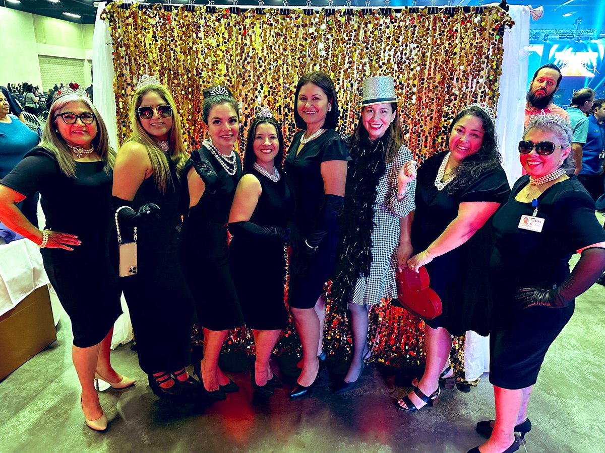 bil_misd's tweet photo. We are going to have a great year @McAllenISD ! ¡Estamos listas! @RocioNava2017 @DianaGarzaRod @Aracely__Sol @ososag1 @gabrielapastorM @cbolivarez @StateAndFedMISD @MISDAdvAcad https://t.co/SEQTEnkb1i